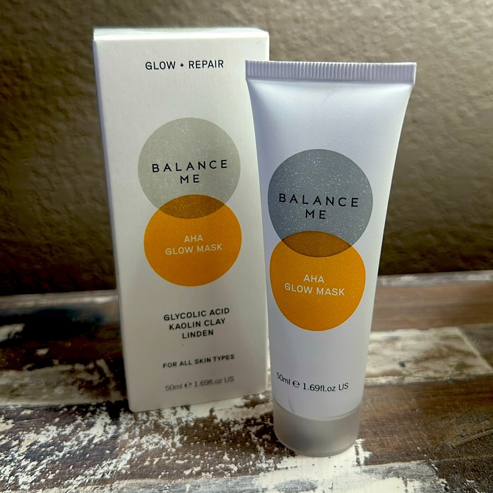 Balance me glow mask glycolic acid, Kaolin clay